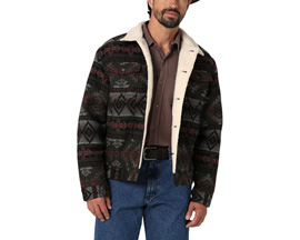 Wrangler® Men's Sherpa Lined Jaquard jacket in Olive