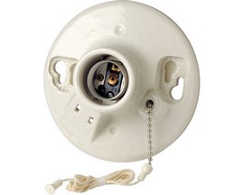 Leviton® Porcelain Incandescent Medium Base Pull Chain Socket w/Outlet 1 pk