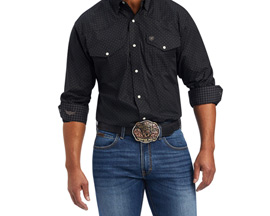 Ariat® Men's Relentless Resilient Stretch Classic Fit Snap Shirt in Black