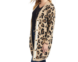 Ariat® Women's The Cat's Meow Sweater in Leopard
