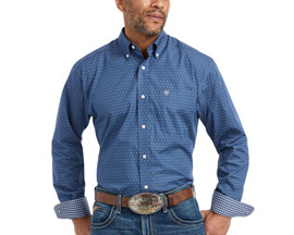 Ariat® Men's Wrinkle Free Eaden Fitted Shirt in True Navy