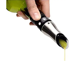 Prepara® Deluxe Adjustable Oil Pourer