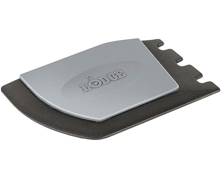 LODGE® Deluxe Pan Scraper 