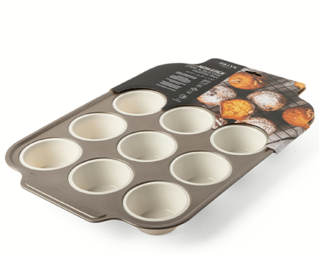 12 cup Muffin Pan W/ Liners