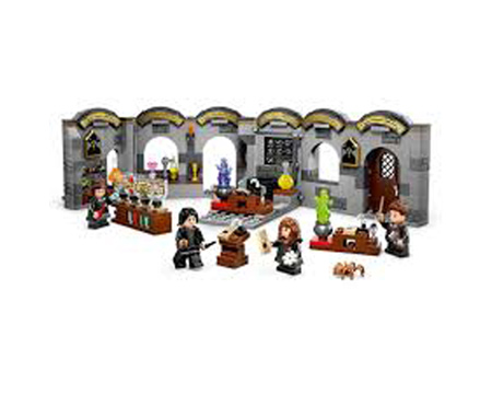 LEGO® Harry Potter Hogwarts Castle: Potion Class
