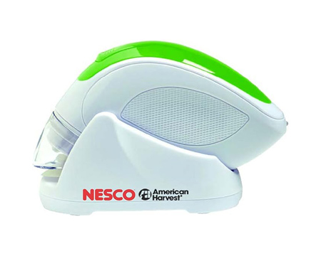 Nesco® VS-09HH Vacuum Sealer - White/Green