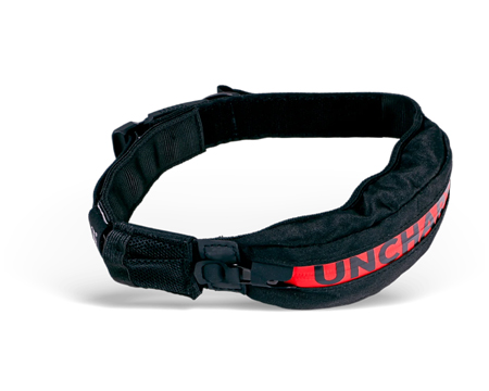 Uncharted® Wolf Pack Dog First Aid Kit Collar