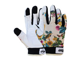 Farmers Defense Gloves - Garden Flower