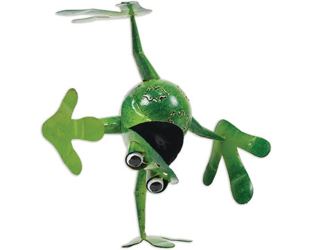 Izzy The Frog Sculpture