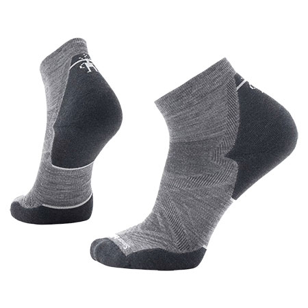 Smartwool&reg; Men's Run Targeted Ankle Socks - Gray